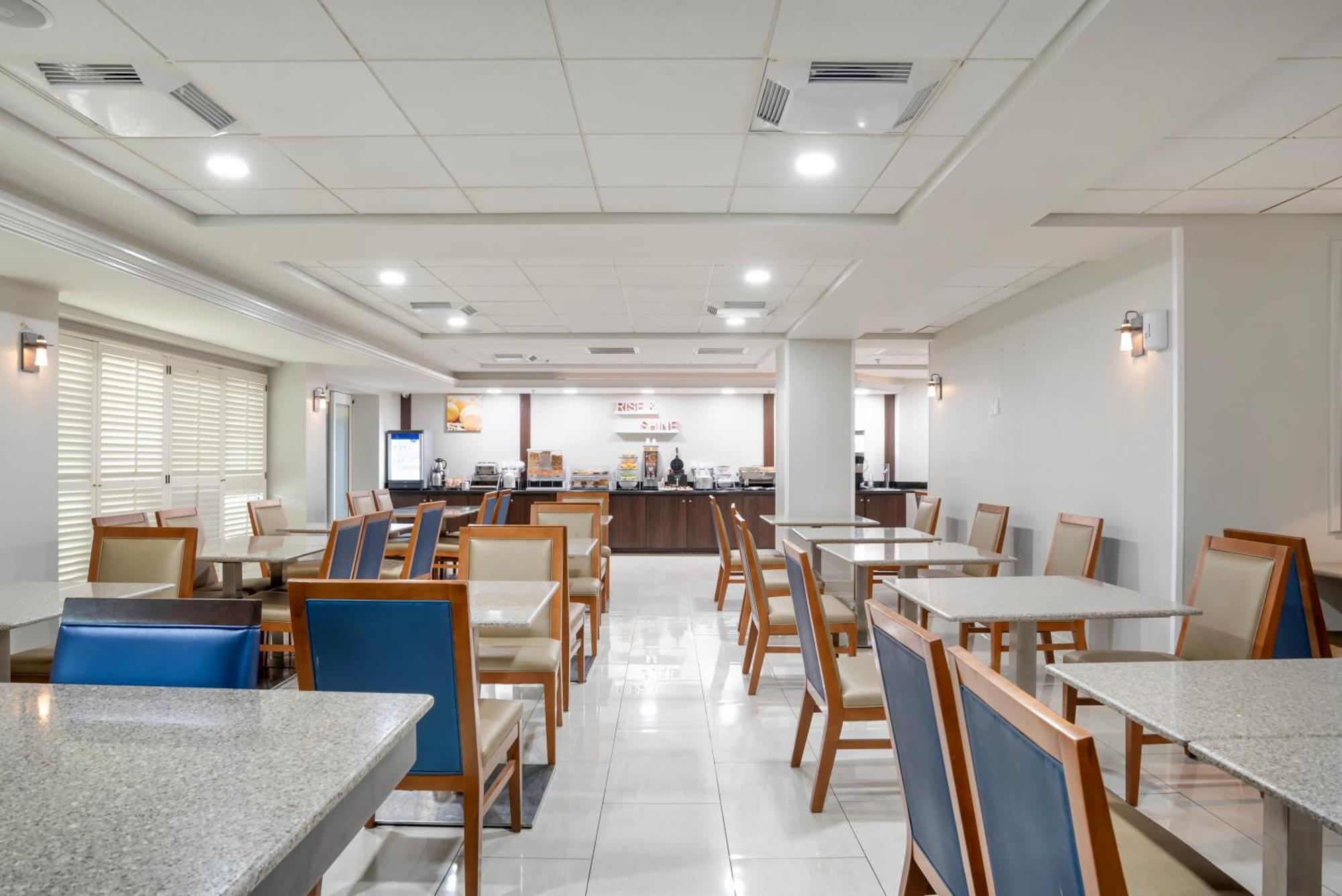 Comfort Inn & Suites New Orleans Airport North Kenner Zewnętrze zdjęcie